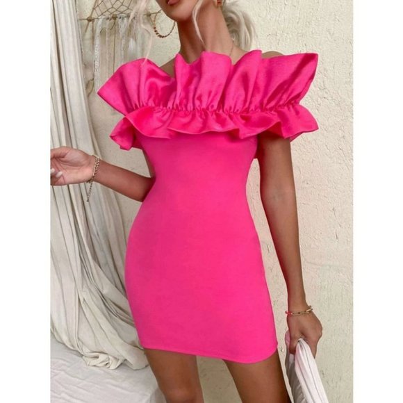 Pink Statement Ruffle Detail of the shoulder Bodycon Mini Dress - Picture 9 of 11